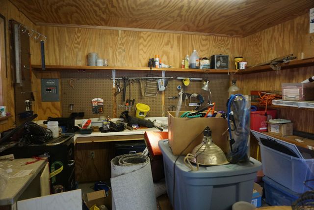 615 Chesapeake Dr, Searcy, AR 72143