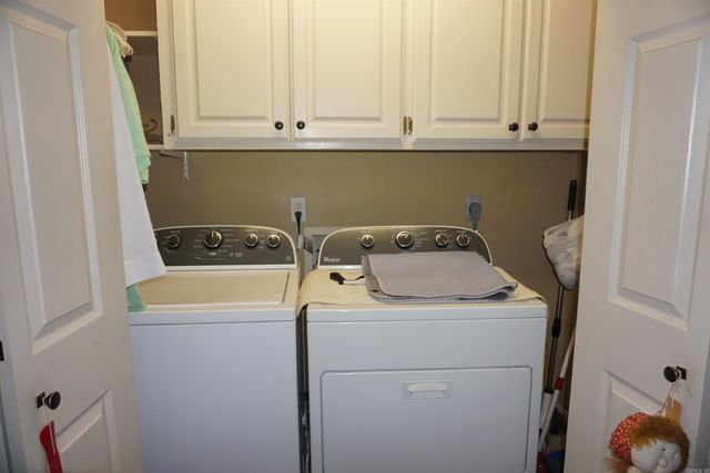 615 Chesapeake Dr, Searcy, AR 72143