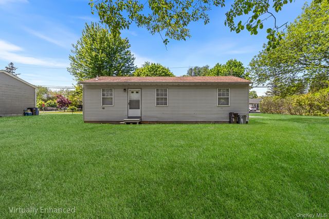 511 Bourdois Avenue, Bellport, NY 11713