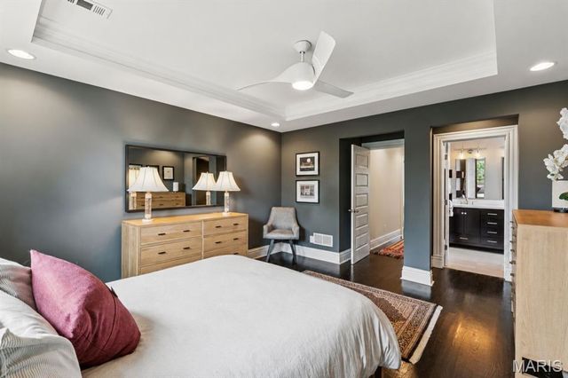 3900 Parker Avenue, St Louis, MO 63116
