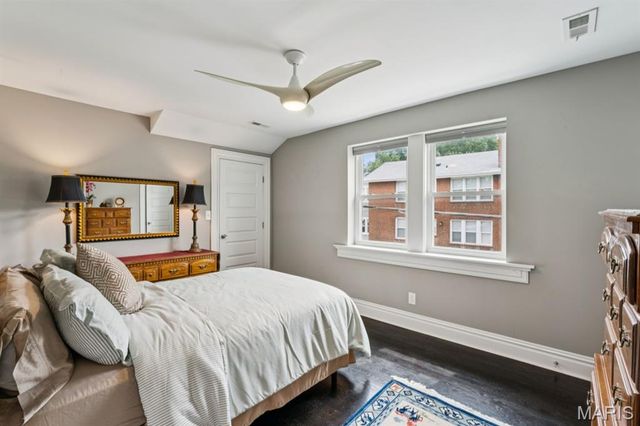 3900 Parker Avenue, St Louis, MO 63116
