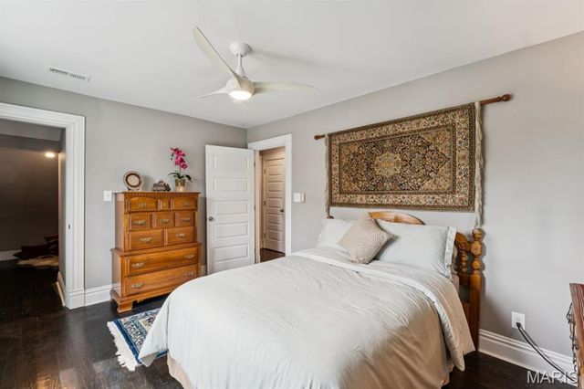 3900 Parker Avenue, St Louis, MO 63116