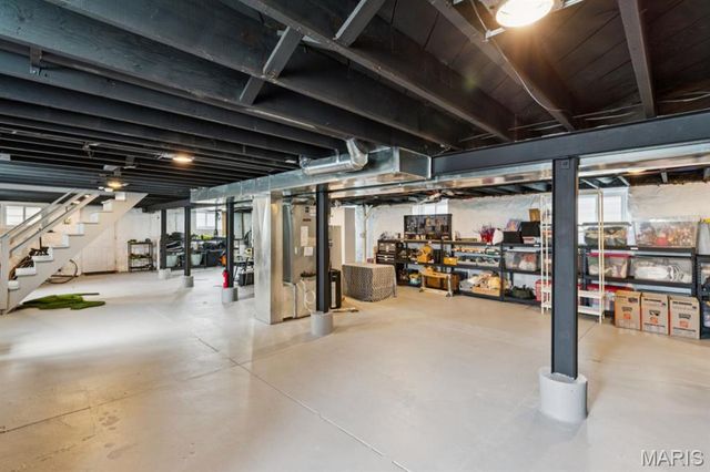 3900 Parker Avenue, St Louis, MO 63116