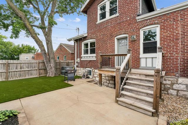 3900 Parker Avenue, St Louis, MO 63116
