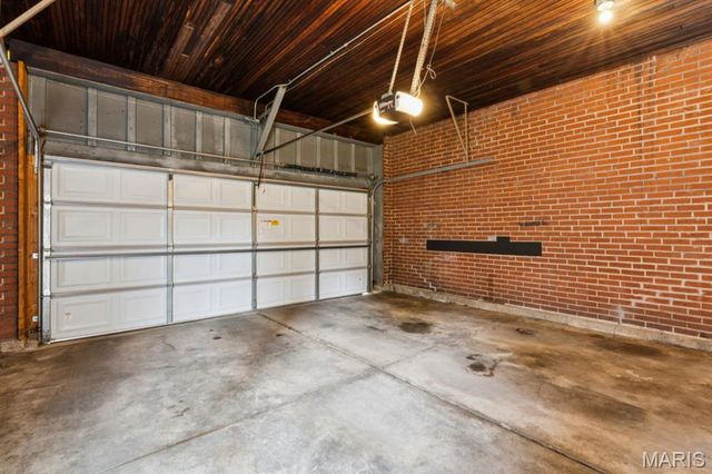 3900 Parker Avenue, St Louis, MO 63116