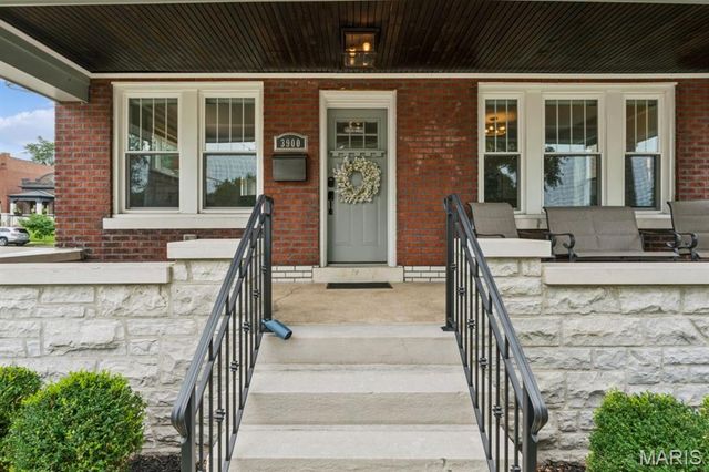3900 Parker Avenue, St Louis, MO 63116