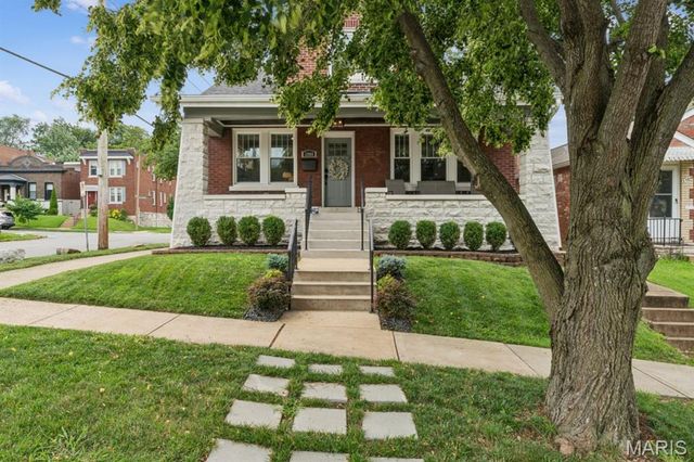 3900 Parker Avenue, St Louis, MO 63116