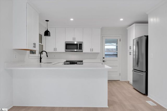 314 Vine Hill Road, Greenville, SC 29607