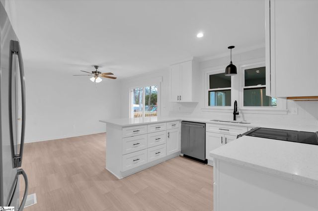 314 Vine Hill Road, Greenville, SC 29607