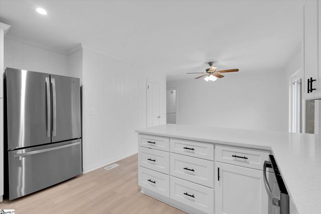 314 Vine Hill Road, Greenville, SC 29607