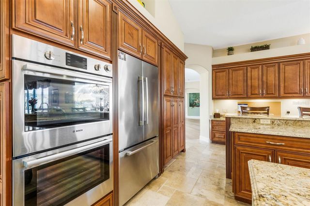 8315 EAGLE CROSSING, Sarasota, FL 34241