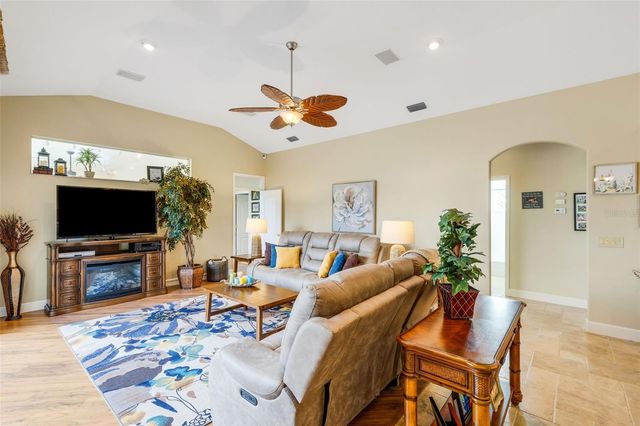 8315 EAGLE CROSSING, Sarasota, FL 34241