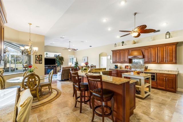 8315 EAGLE CROSSING, Sarasota, FL 34241