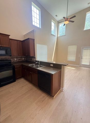 2490 Stadium Drive, North Charleston, SC 29406