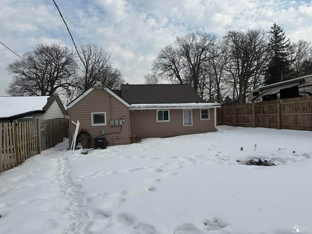 5880 Burr Street, Taylor, MI 48180