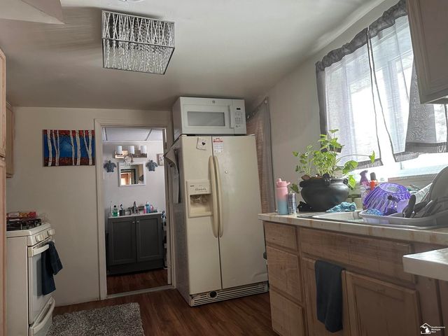 5880 Burr Street, Taylor, MI 48180