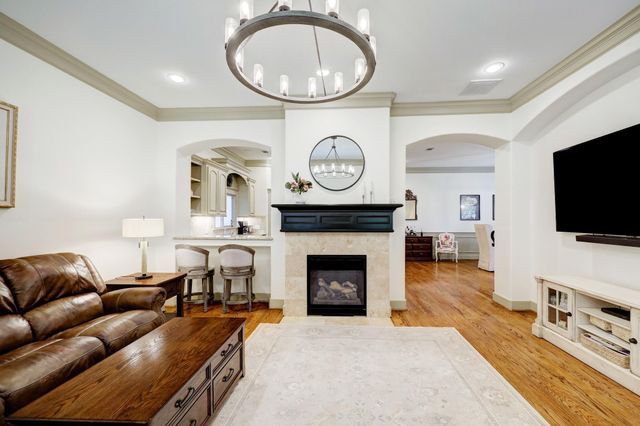 514 Cortlandt Street D, Houston, TX 77007