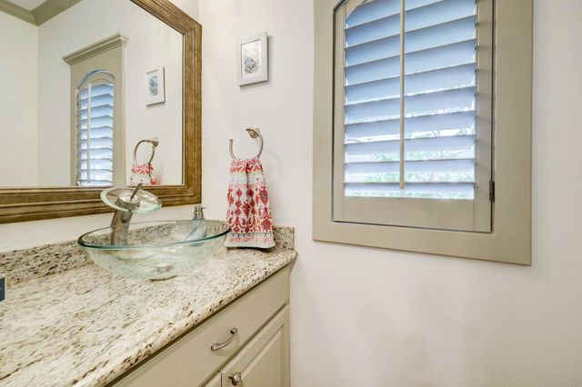 514 Cortlandt Street D, Houston, TX 77007