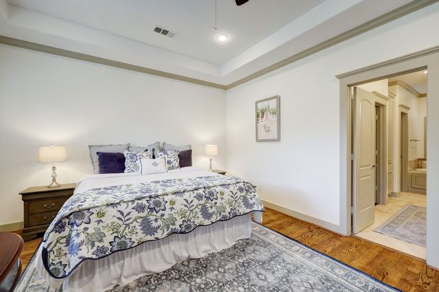 514 Cortlandt Street D, Houston, TX 77007