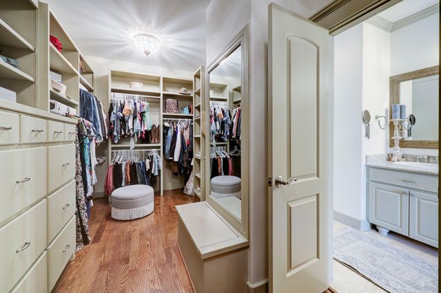 514 Cortlandt Street D, Houston, TX 77007