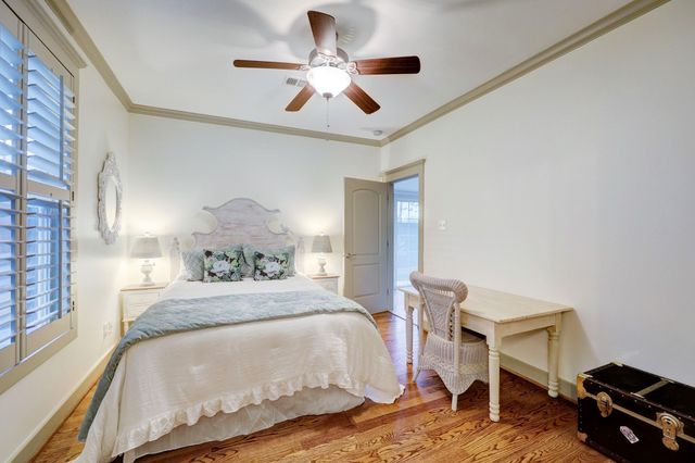 514 Cortlandt Street D, Houston, TX 77007