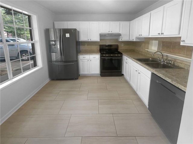 4727 Garden Hills Drive, Stone Mountain, GA 30083