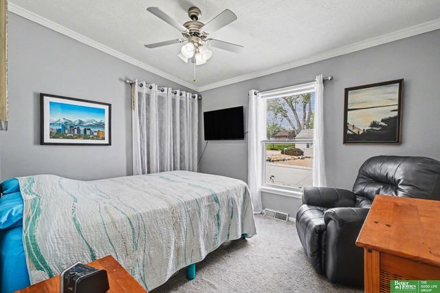 17313 Yucca Circle, Bellevue, NE 68123