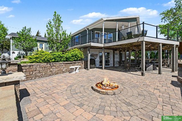 17313 Yucca Circle, Bellevue, NE 68123