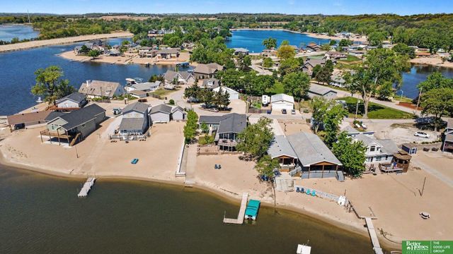 17313 Yucca Circle, Bellevue, NE 68123