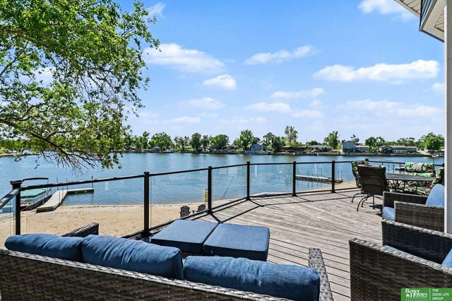 17313 Yucca Circle, Bellevue, NE 68123