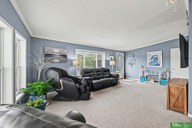 17313 Yucca Circle, Bellevue, NE 68123