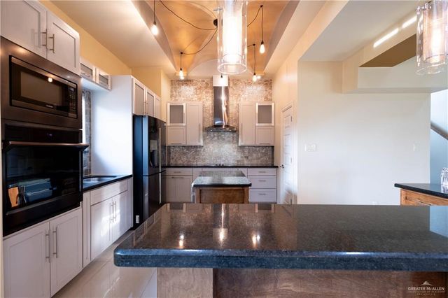 2410 Vancouver Avenue, Edinburg, TX 78539