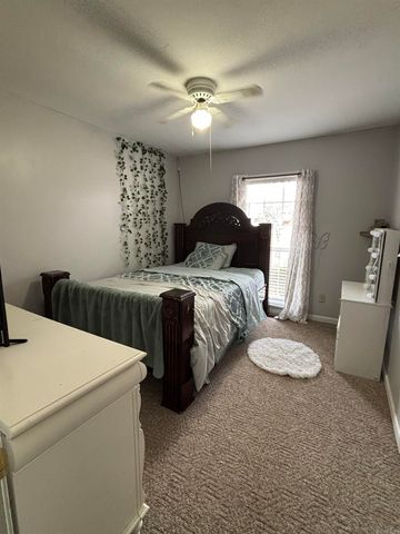 412 CINDY DR., Paragould, AR 72450