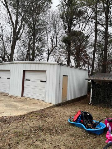 412 CINDY DR., Paragould, AR 72450