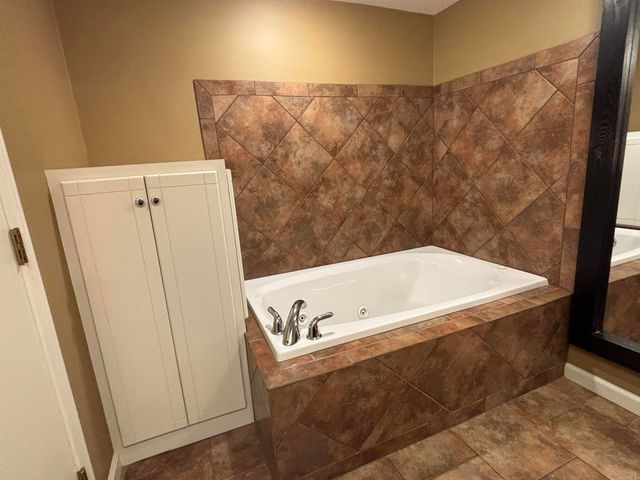 412 CINDY DR., Paragould, AR 72450