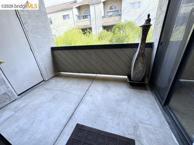 1256 Stanhope Ln 254, Hayward, CA 94545