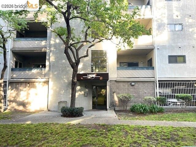 1256 Stanhope Ln 254, Hayward, CA 94545