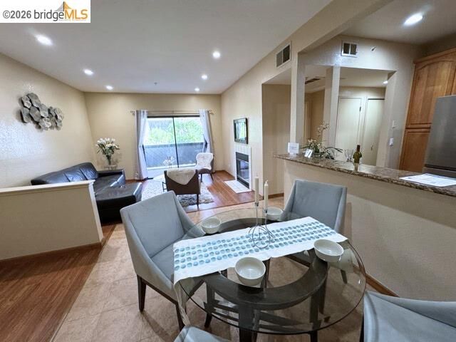 1256 Stanhope Ln 254, Hayward, CA 94545