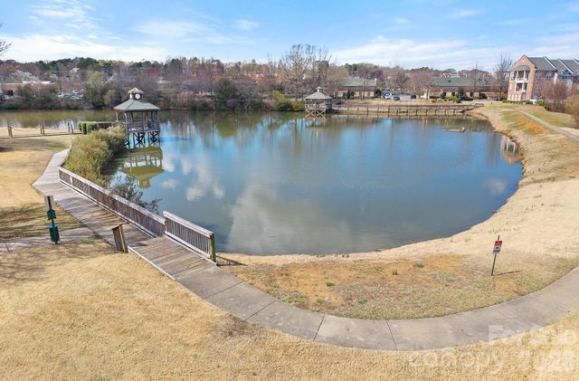 8658 Beaver Creek Drive, Charlotte, NC 28269