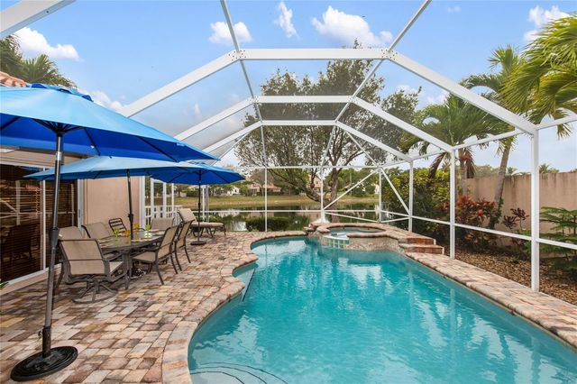 6660 NW 75th Place, Parkland, FL 33067