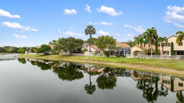 6660 NW 75th Place, Parkland, FL 33067