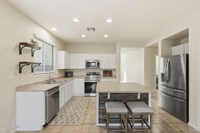 1842 W ST EXUPERY Drive, Phoenix, AZ 85086