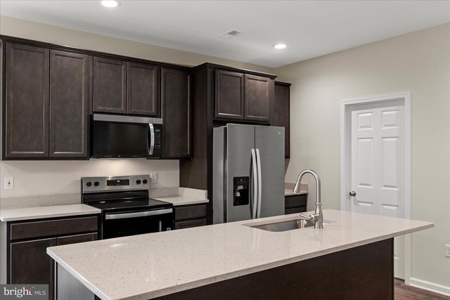 100 BROCKHAM CT, Winchester, VA 22602