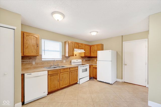 2030 Orchid Bloom Lane, Indianapolis, IN 46231