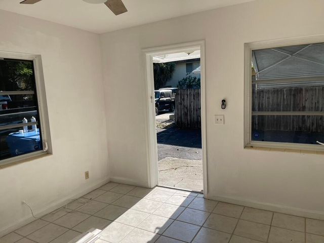 115 E Lantana Road, Lantana, FL 33462