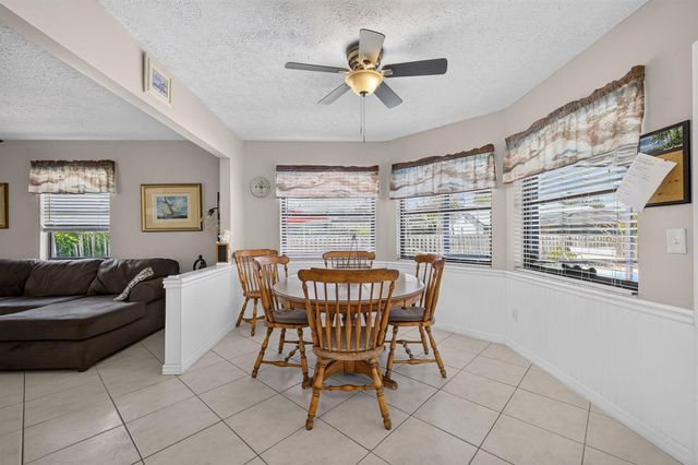 437 SE Nome Drive, Port St. Lucie, FL 34984