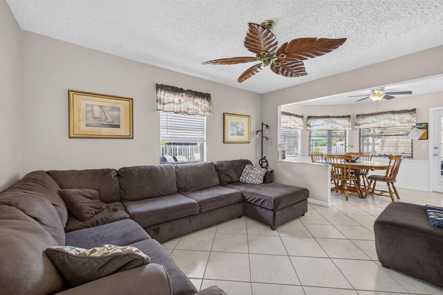 437 SE Nome Drive, Port St. Lucie, FL 34984