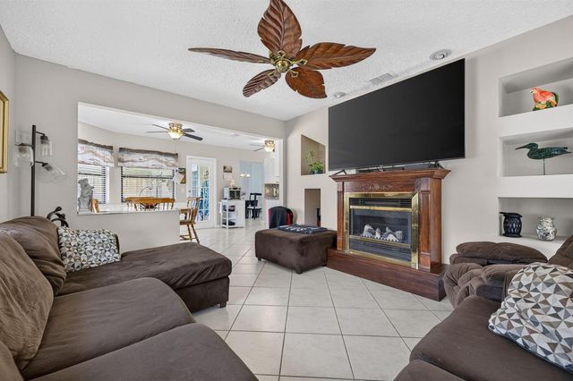 437 SE Nome Drive, Port St. Lucie, FL 34984