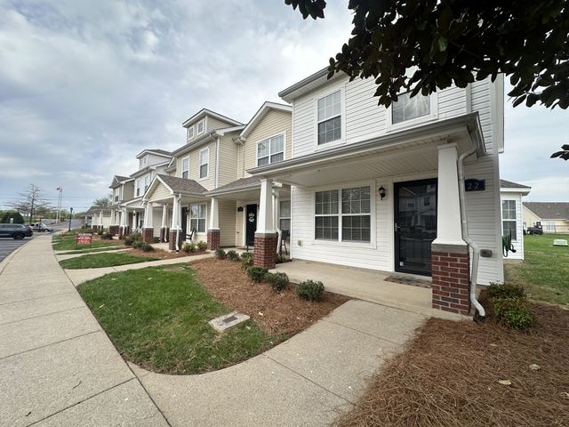 122 Alexander Blvd, Clarksville, TN 37040