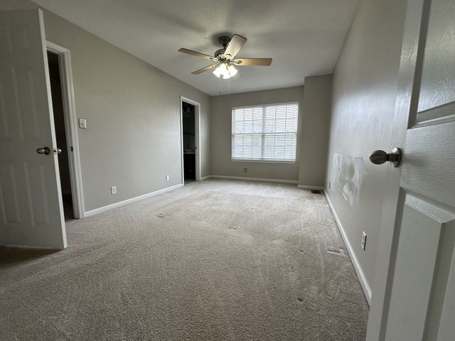 122 Alexander Blvd, Clarksville, TN 37040